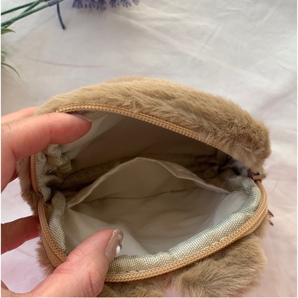 NWT Super furry dog pouch, OS, brown - Picture 6 of 9